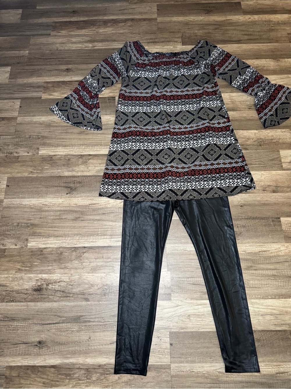 Women’s Patterned Bell-Sleeve Tunic Top in Black, Gray & Burgundy